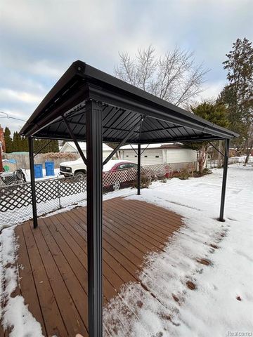 4209 Vassar Street, Dearborn Heights, MI 48125