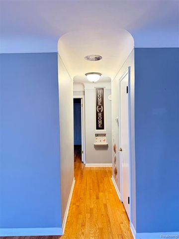 4209 Vassar Street, Dearborn Heights, MI 48125