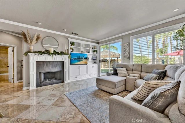 1981 Olympia Fields, Corona, CA 92883