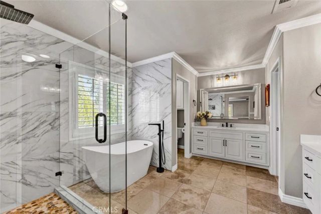 1981 Olympia Fields, Corona, CA 92883