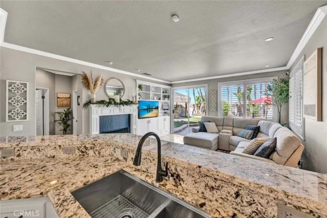 1981 Olympia Fields, Corona, CA 92883