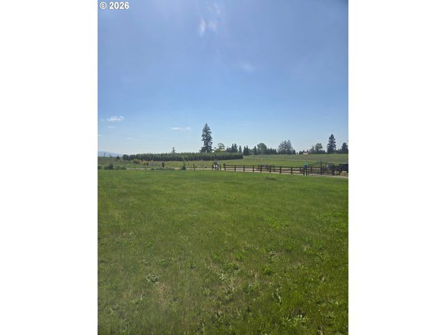 22090 Se Dawn Marie Ln, Eagle Creek, OR 97022