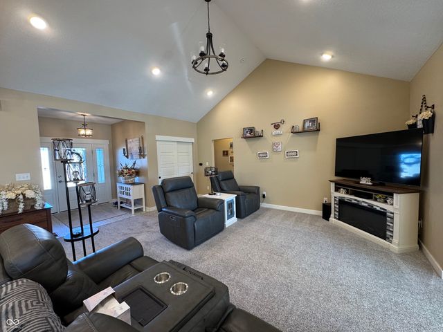 1485 N Monroe Way, Rushville, IN 46173