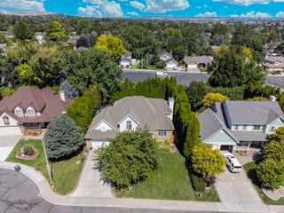 218 Sitka Ct, Richland, WA 99352
