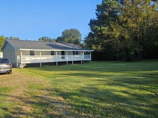 104 E Riverview Drive, Dalton, GA 30721