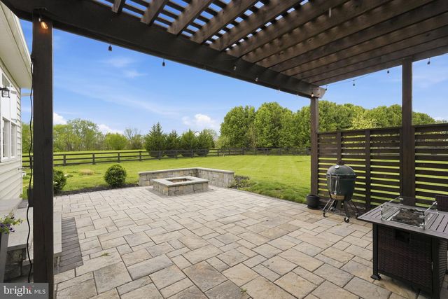 38640 WOODSAGE CT, Waterford, VA 20197