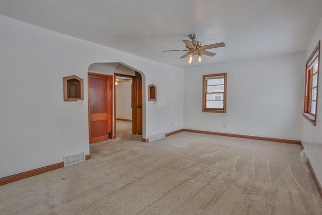 424 N 8TH AVENUE, Wausau, WI 54401