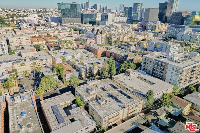 425 S Kenmore Avenue 104, Los Angeles, CA 90020