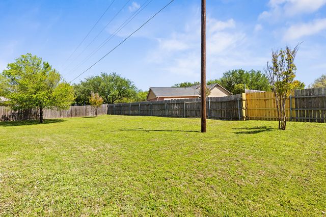 713 Ver-Lo Drive, Lorena, TX 76655