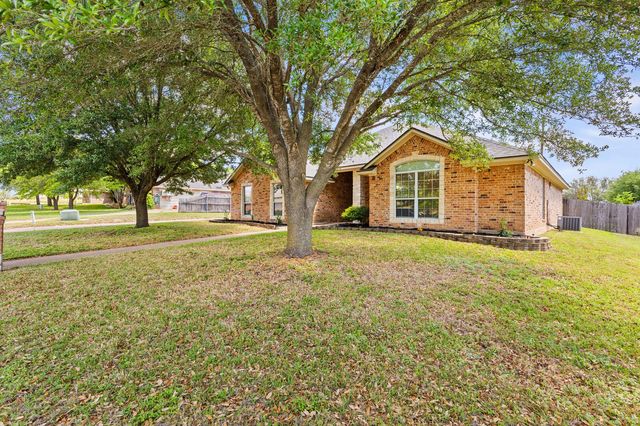 713 Ver-Lo Drive, Lorena, TX 76655