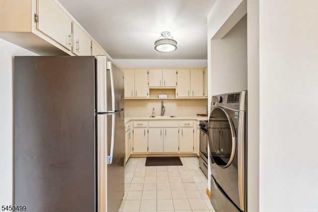 33 Henry Pl B2, Hackensack City, NJ 07601