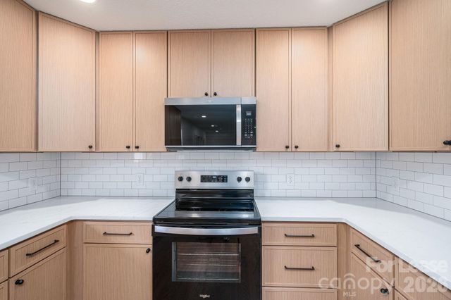 2020 Helen Drive, Gastonia, NC 28054