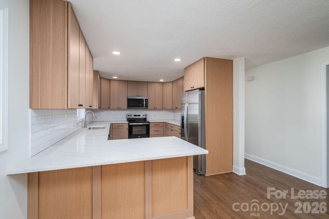 2020 Helen Drive, Gastonia, NC 28054