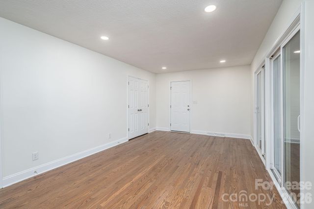 2020 Helen Drive, Gastonia, NC 28054