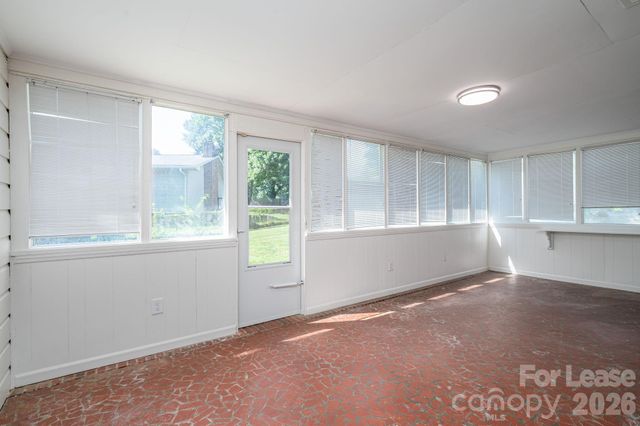 2020 Helen Drive, Gastonia, NC 28054