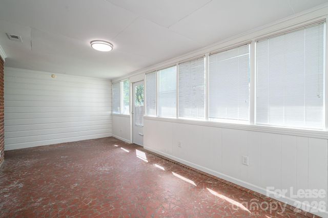 2020 Helen Drive, Gastonia, NC 28054