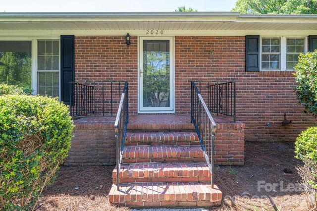 2020 Helen Drive, Gastonia, NC 28054