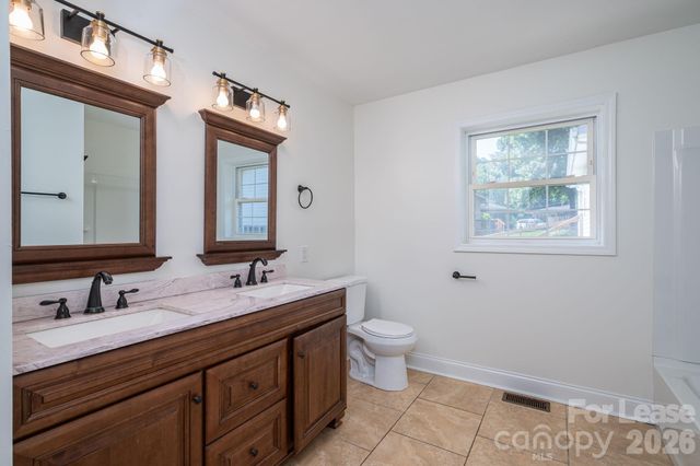 2020 Helen Drive, Gastonia, NC 28054