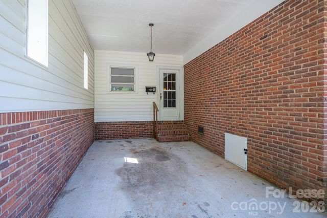 2020 Helen Drive, Gastonia, NC 28054
