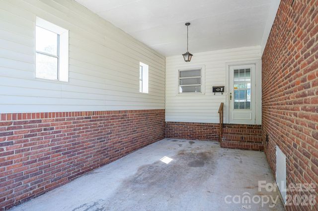 2020 Helen Drive, Gastonia, NC 28054