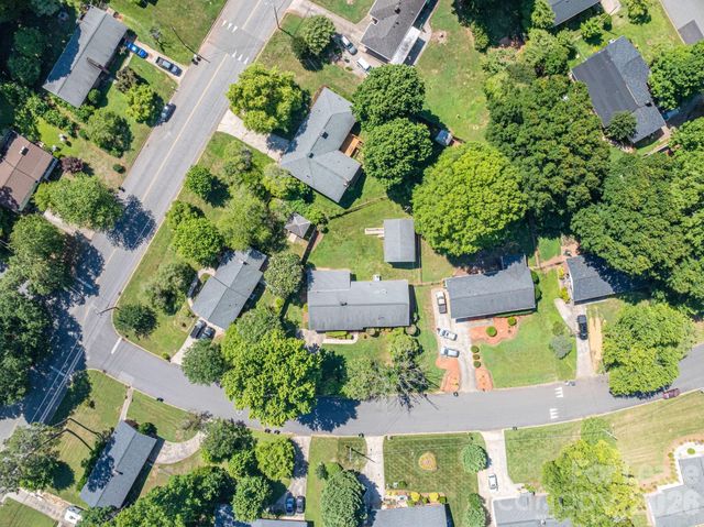 2020 Helen Drive, Gastonia, NC 28054