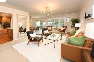 1910 Skycrest Dr 5, Walnut Creek, CA 94595