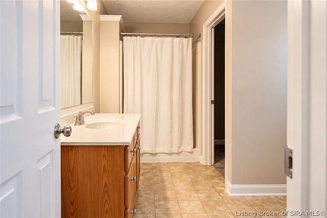 131 Meadow Drive, Sellersburg, IN 47172