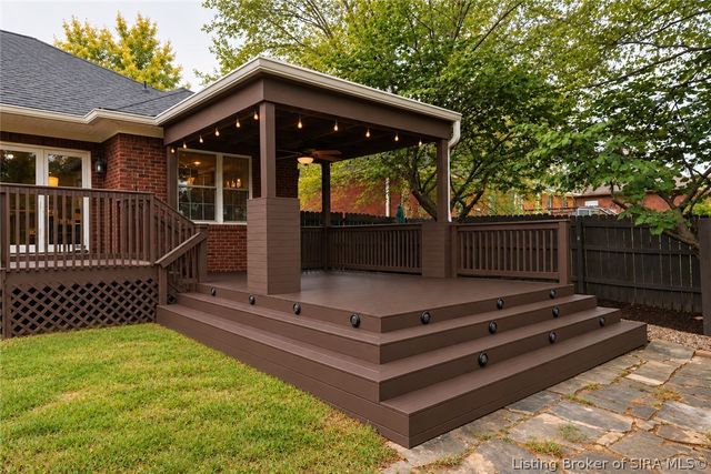 131 Meadow Drive, Sellersburg, IN 47172