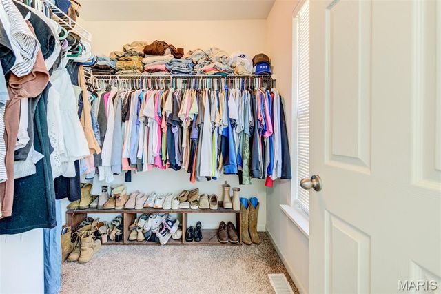 1548 St. Charles Dr, Hillsboro, MO 63050
