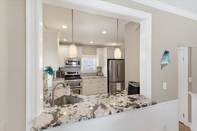 72 Crane St, Dedham, MA 02026