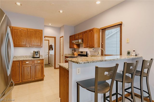 133 Gleneagle Drive, Elyria, OH 44035