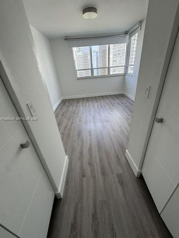 801 Brickell Key Boulevard 2502, Miami, FL 33131