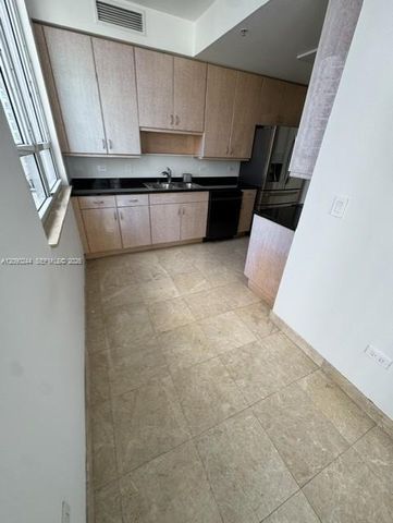 801 Brickell Key Boulevard 2502, Miami, FL 33131