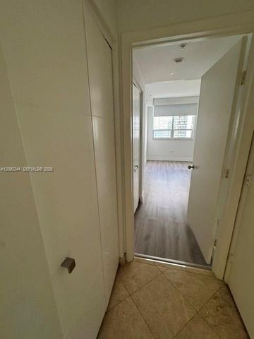 801 Brickell Key Boulevard 2502, Miami, FL 33131