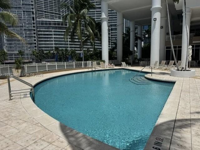 801 Brickell Key Boulevard 2502, Miami, FL 33131