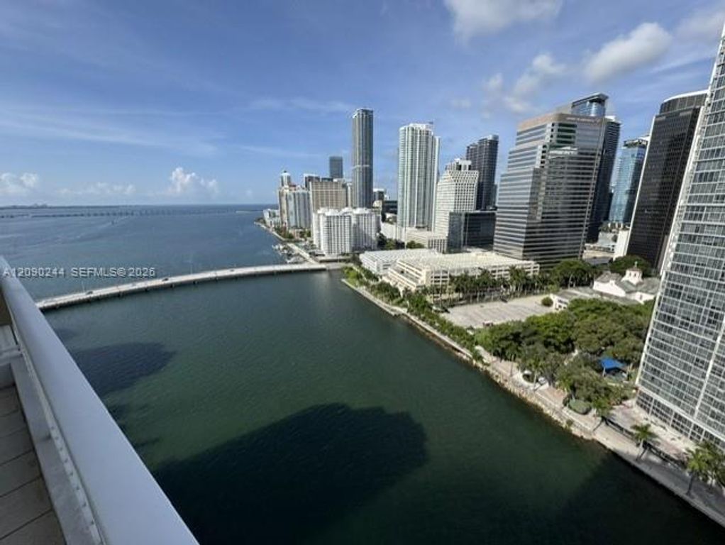 801 Brickell Key Boulevard 2502, Miami, FL 33131