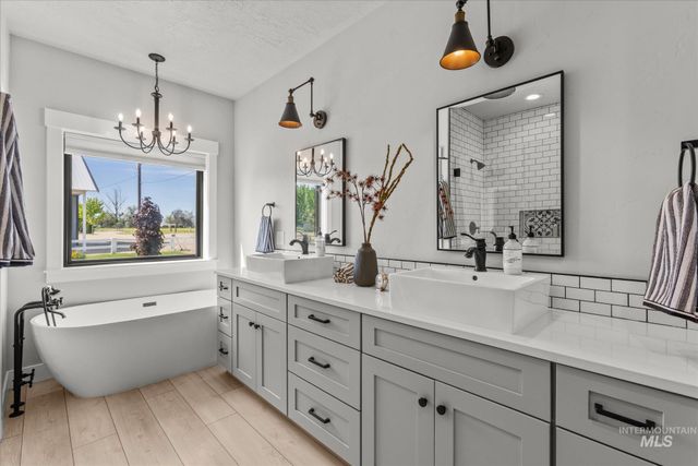 17220 Colbey Lane, Wilder, ID 83676