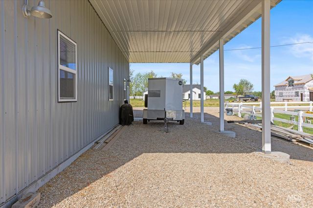 17220 Colbey Lane, Wilder, ID 83676