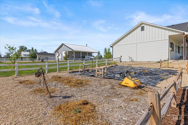17220 Colbey Lane, Wilder, ID 83676