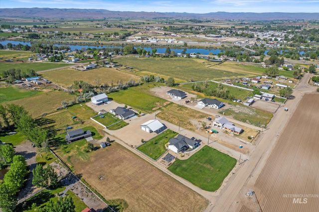 17220 Colbey Lane, Wilder, ID 83676
