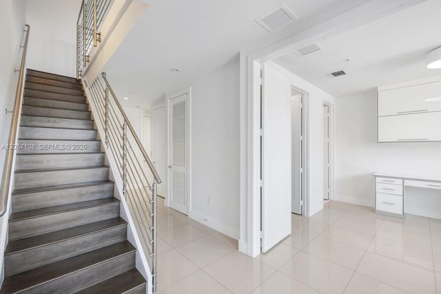 10471 NW 66th St, Doral, FL 33178