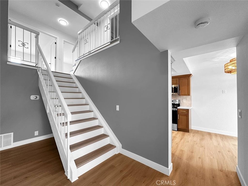 Image 13 of property listing at 9948 Del Rio 98, Cypress, CA 90630