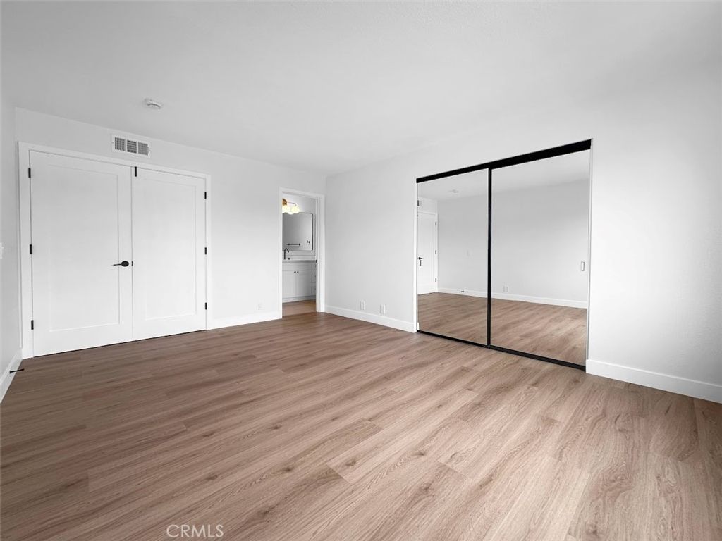 Image 19 of property listing at 9948 Del Rio 98, Cypress, CA 90630