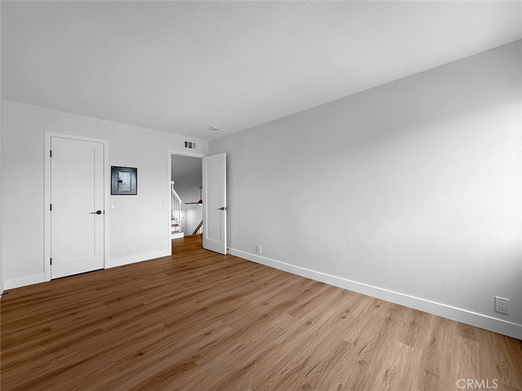 Image 22 of property listing at 9948 Del Rio 98, Cypress, CA 90630