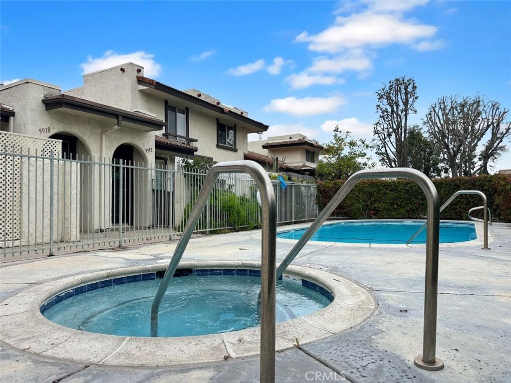 Image 29 of property listing at 9948 Del Rio 98, Cypress, CA 90630