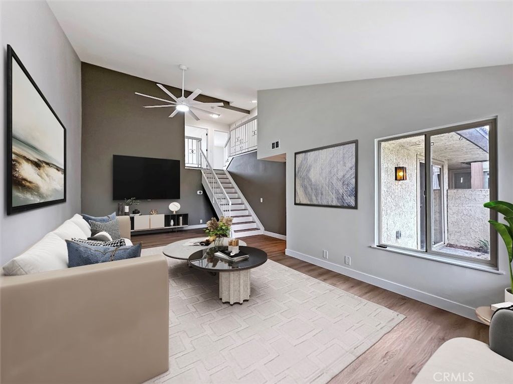 Image 7 of property listing at 9948 Del Rio 98, Cypress, CA 90630