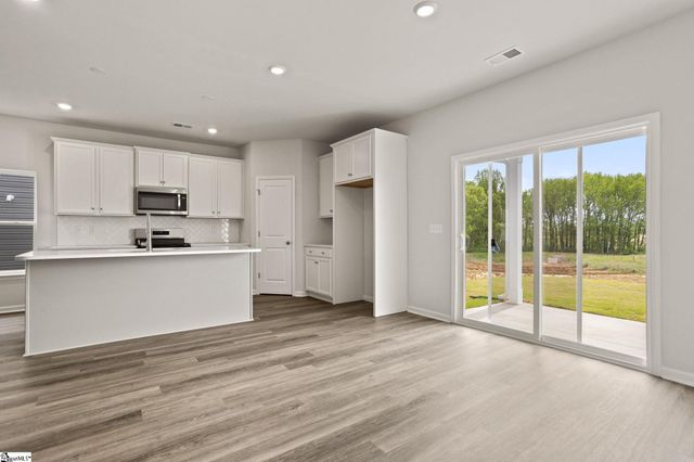 106 Wilson School Street, Simpsonville, SC 29681