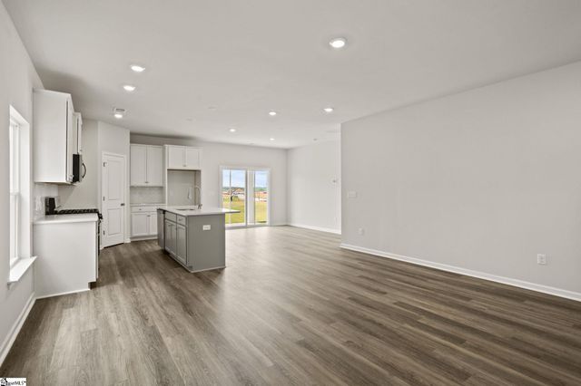 106 Wilson School Street, Simpsonville, SC 29681