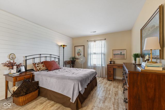 2494 Burgundy Way, Plainfield, IN 46168
