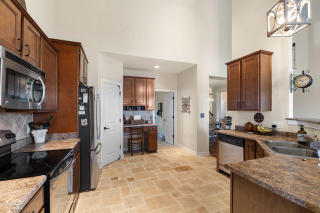2494 Burgundy Way, Plainfield, IN 46168